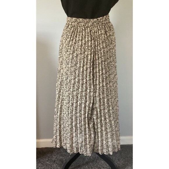 Jopna Black & Beige Pleated Maxi Skirt With Elastic Back Size LG - Picture 3 of 4